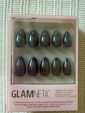 New GLAMnetic Short Almond Press-On Nails — Deep Blue Chrome
